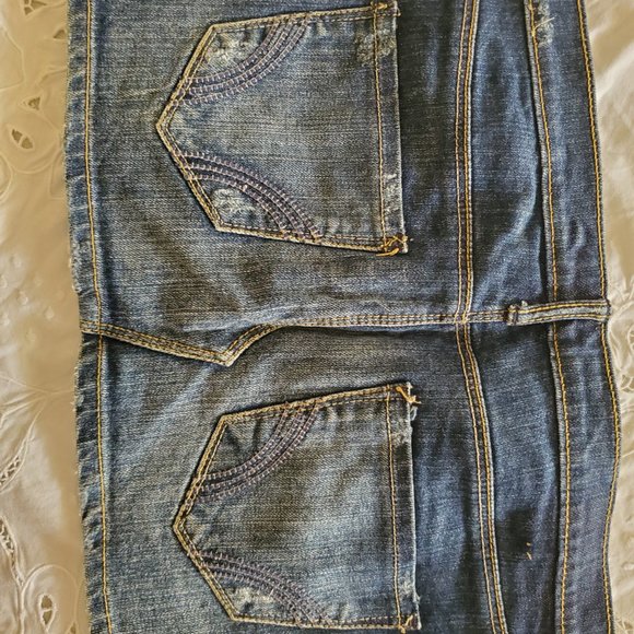 Hollister Mini Skirt - Picture 2 of 7